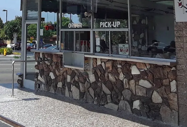 Stone veneer on the front of the real Giant Burger